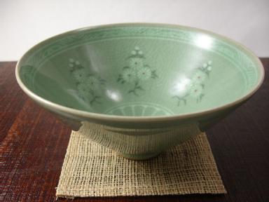 Teeschale aus Celadon