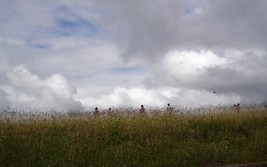 Fussball in den Wolken.